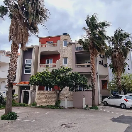 Gala Split 4* פודסטראנה