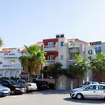 Hotel Classic Gala Split 4*