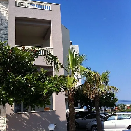 Gala Split