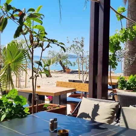 嘉拉斯普利特酒店 珀德垂那