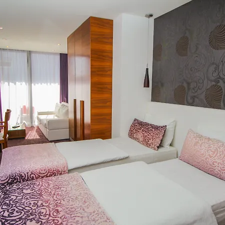 Gala Split 4* Podstrana