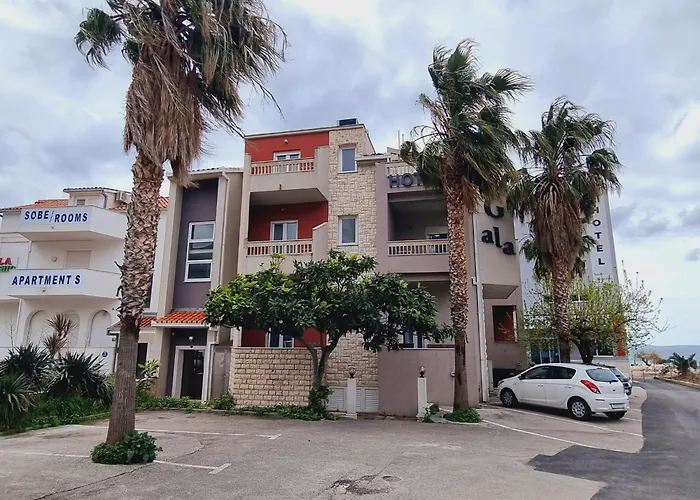 Gala Split 4* Podstrana