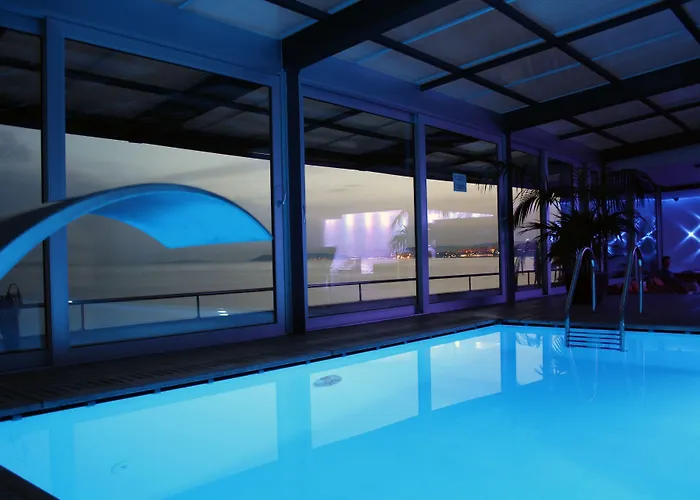 Gala Split 4* Podstrana